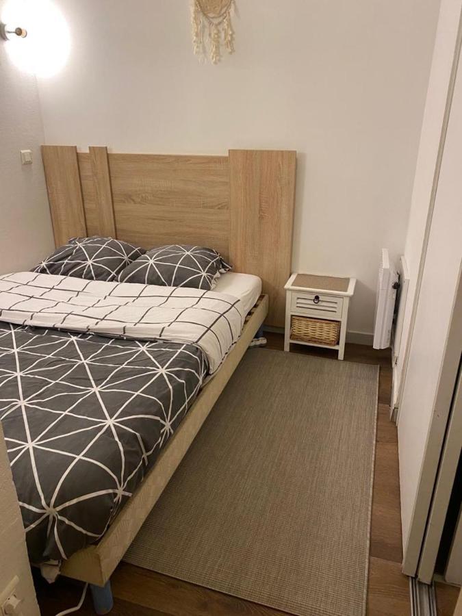 Appartement Avec Piscine 5 Min A Pieds Des Plages 瓦洛里 外观 照片